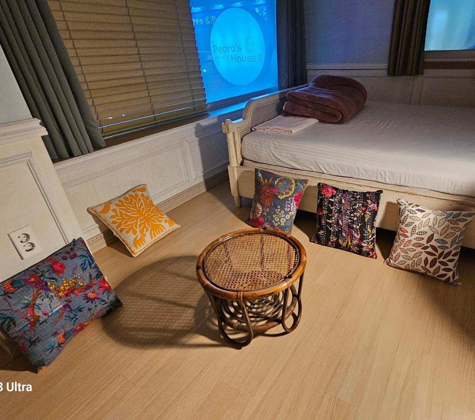 Pedro'S House - Foreigners Only Gwangju Metropolitan City Ngoại thất bức ảnh